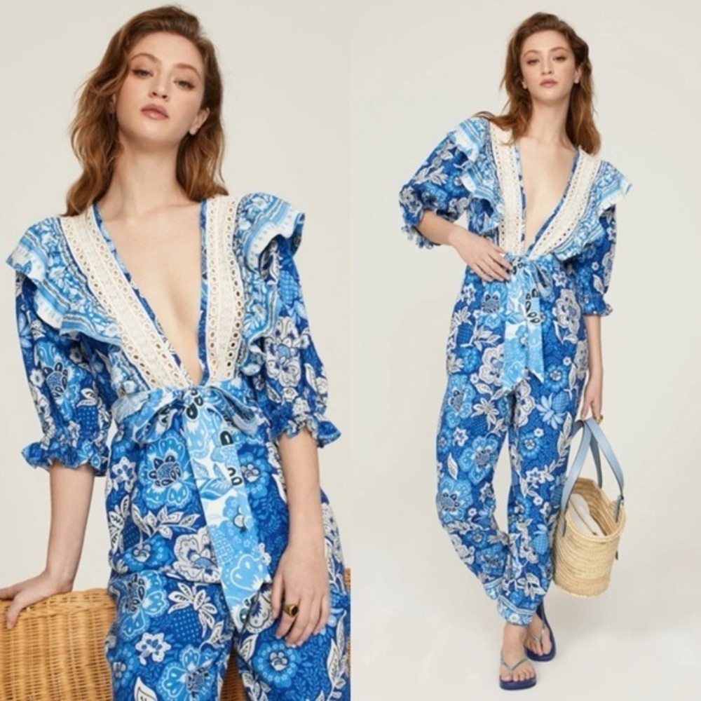 FARM Rio Blue and White Floral Full Of Flowers Ruffle Jumpsuit Size Small
